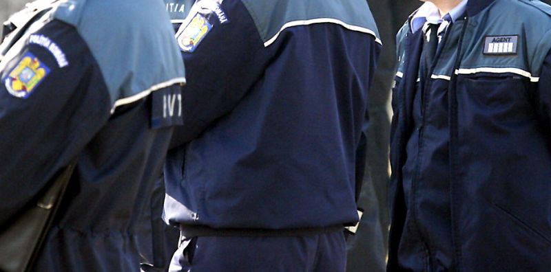 ILFOV: Un polițist a fost trimis în judecată pentru trafic de influență și nerespectarea regimului armelor și munițiilor