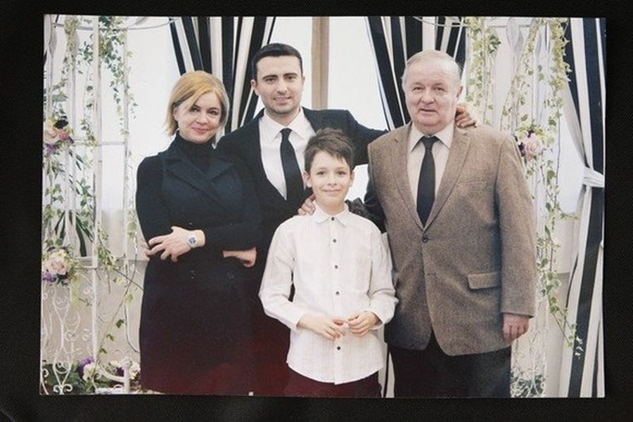 Cristina Topescu alaturi de familia ei