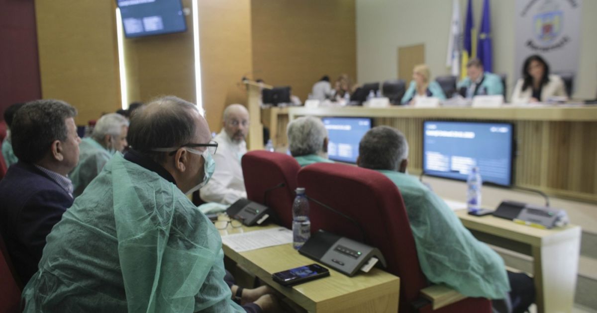 Pandemia a adus sporuri pentru angajații români