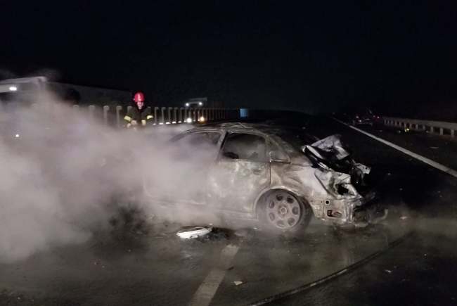 Accident îngrozitor pe Autostrada Timișoara – Arad. Inconștiența a ucis, pe loc, un copil de 3 ani. Cum s-a petrecut tragedia
