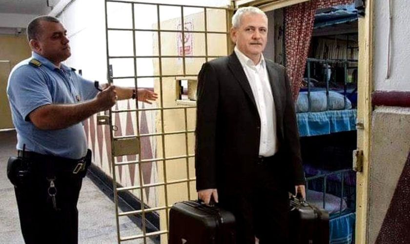 Aceste zile de muncă din penitenciar îi vor fi scăzute din pedeapsă, ceea ce l-ar ajuta să ajungă mai repede în libertate