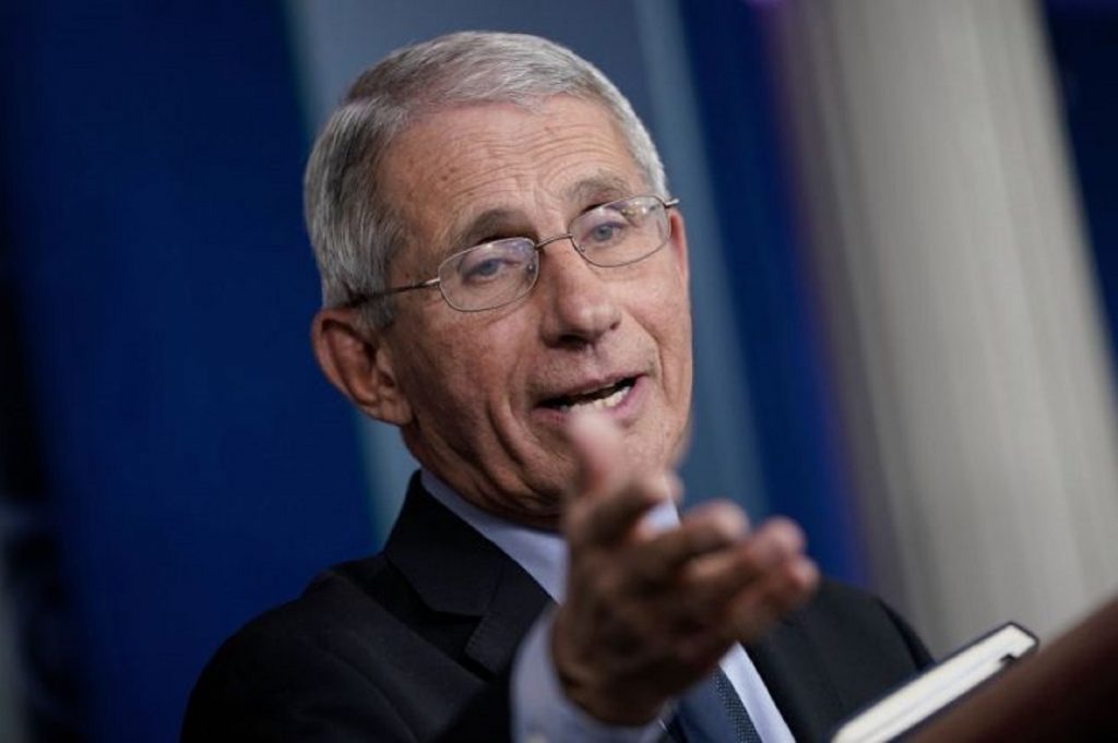 Anthony Fauci tocmai a pus mâna pe 1 milion de dolari. Ce legătură are premiul cu România
