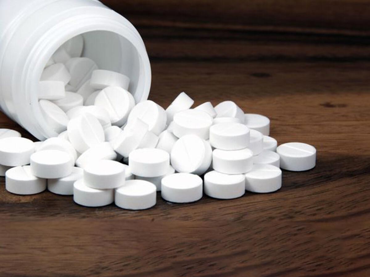 Cate pastile de Paracetamol avem voie, de fapt, sa luam pe zi. Medicii trag un semnal de alarma
