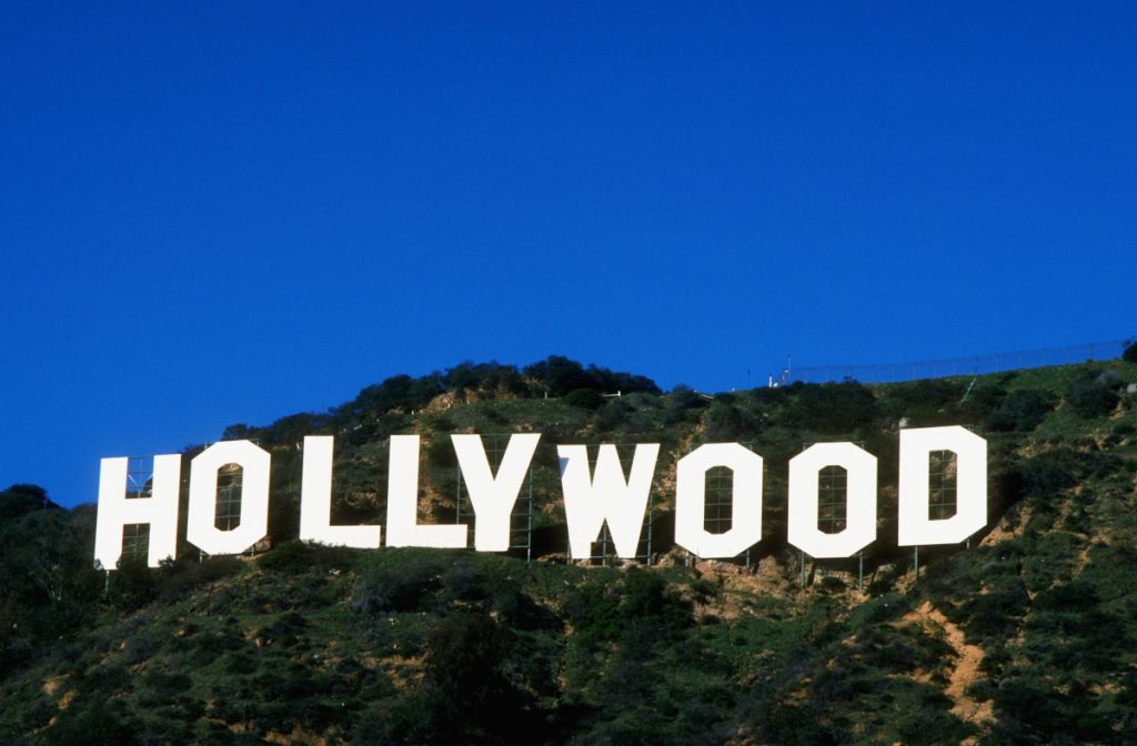 Ce a apărut scris în loc de Hollywood pe dealul de deasupra Los Angelesului. Americanii nu au gustat gluma, Poliția s-a sesizat deja