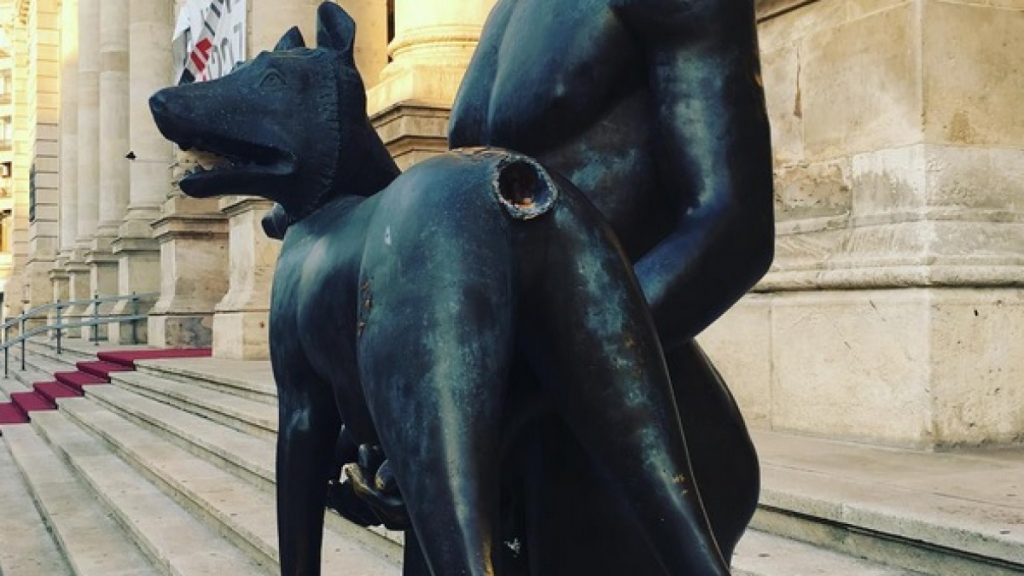 Ce se întâmplă acum cu sculptorul Ioan Bolborea care a înlocuit bronzul cu alamă pentru mai multe monumente din Bucureşti