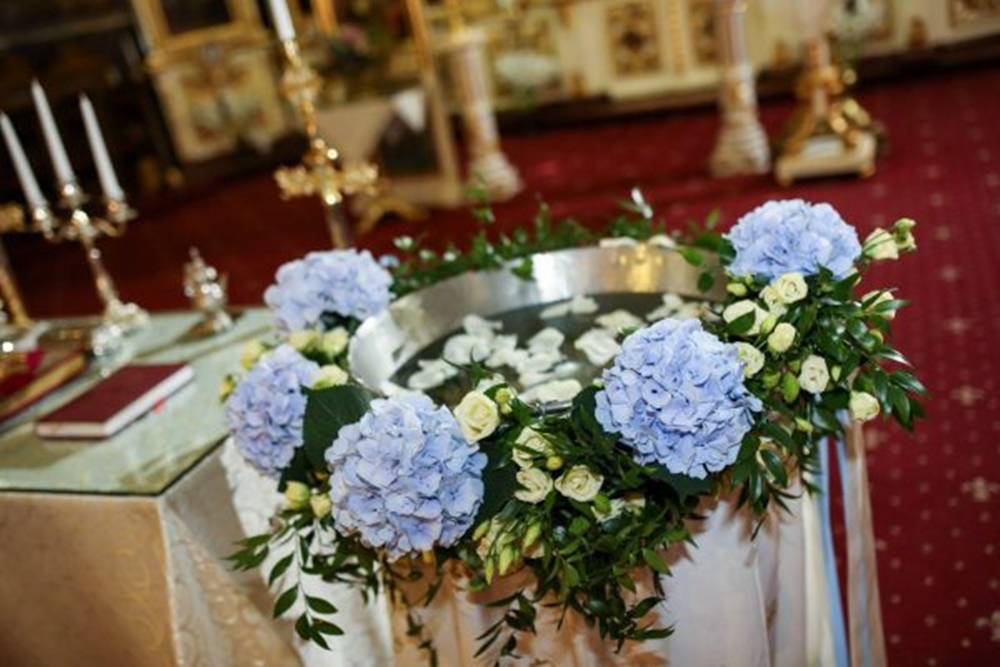 Ce trebuie să facă acum părinţii înainte de botez. Sfântul Sinod  a anunțat modificările acceptate, după decesul bebelușului din Suceava