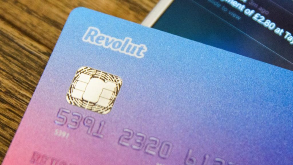 Comisioanele Revolut, modificate. Cât vei plăti în plus de la 1 martie