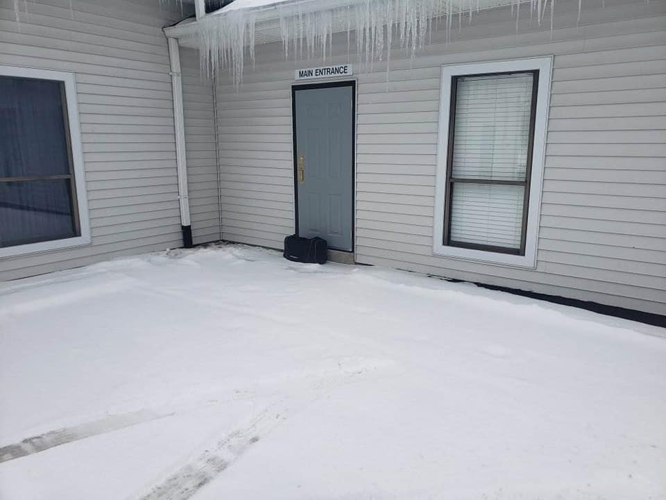 Geniștii au fost chemați să dezamorseze o bombă și s-au apucat serios de treabă. Nu le-a venit să creadă când au văzut ce era, de fapt, în geantă