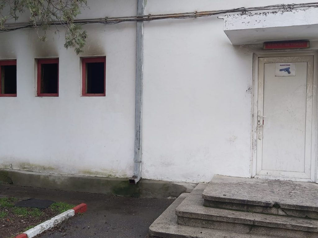 Dolj: Incendiu uriaș la poligonul de tragere al Inspectoratului de Poliție. Cum s-a întâmplat tragedia VIDEO