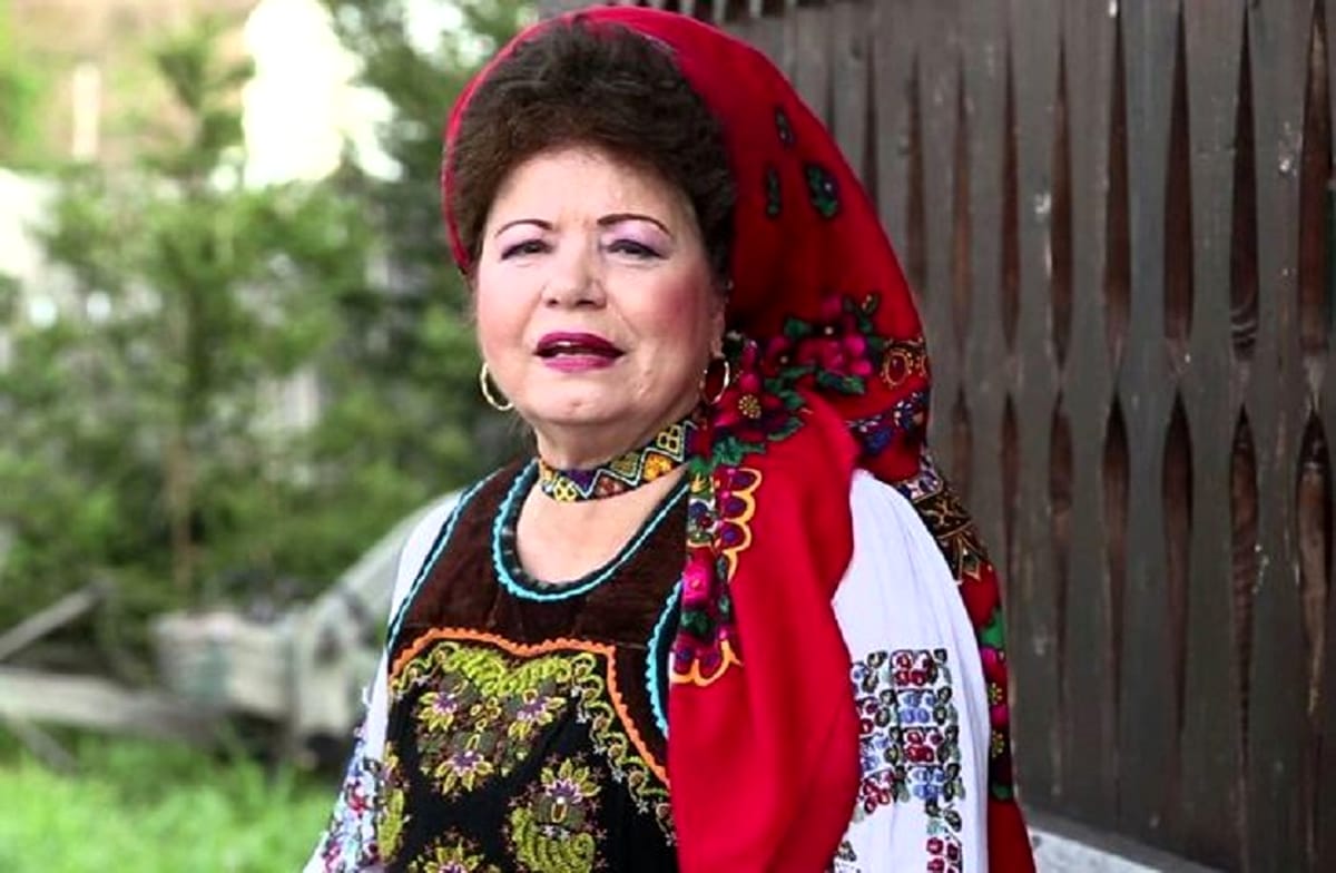 Interpreta de muzică populară, Saveta Bogdan