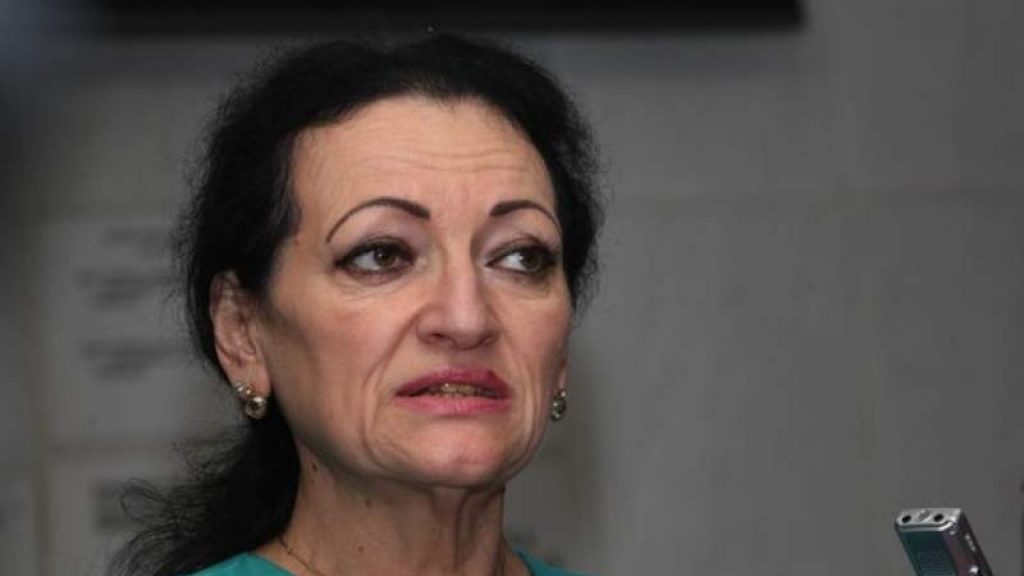 Monica Pop a răbufnit după ce Ion Cristoiu a avut reacţii adverse la vaccin. „Nu putem să fim sceptici?”