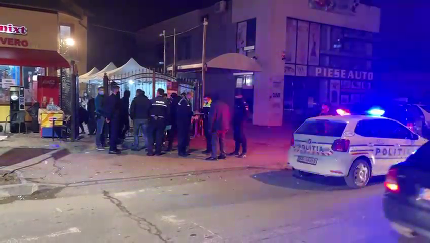 Priveghi cu zeci de persoane si zero distantare sociala