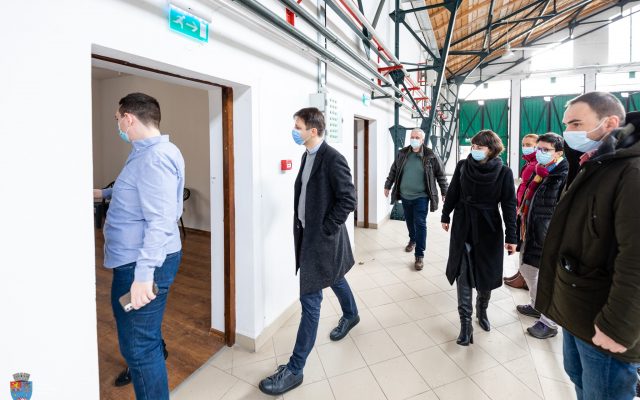 S-a dat startul vaccinarii profesorilor din Iasi