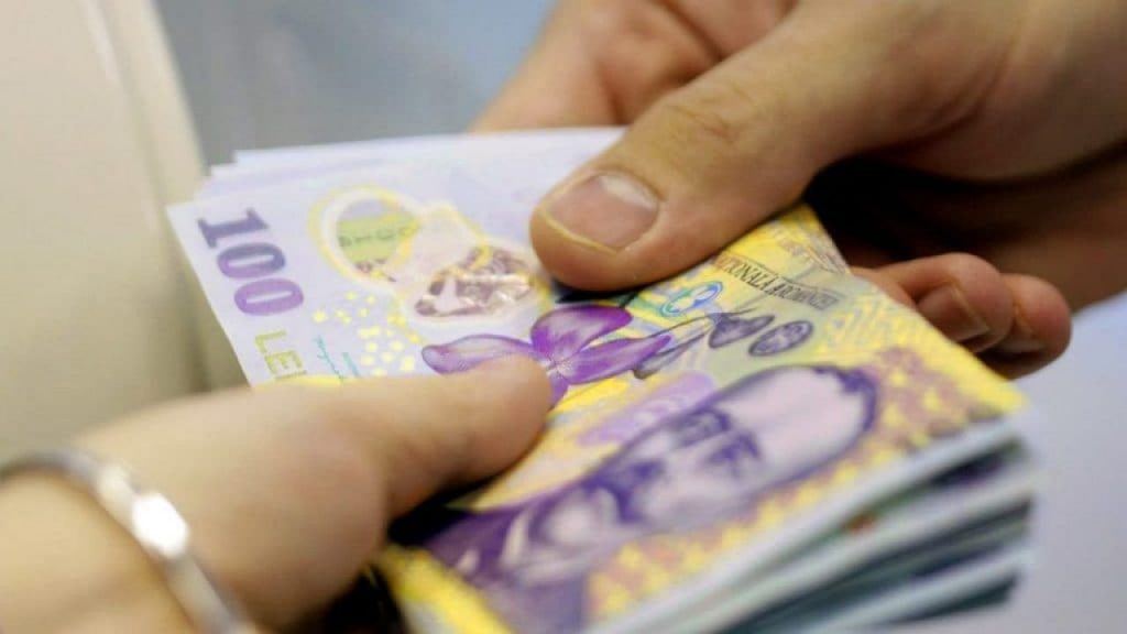 Sporurile angajaţilor de la stat, „imposibil de acoperit” în 2021. Situaţie fără precedent în România