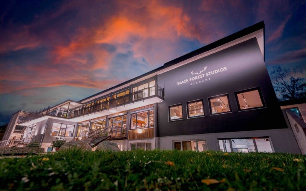 Vladimir Putin nu se lasă. Televiziunea rusă a prezentat vila luxoasă în care a locuit Navalnîi în Germania