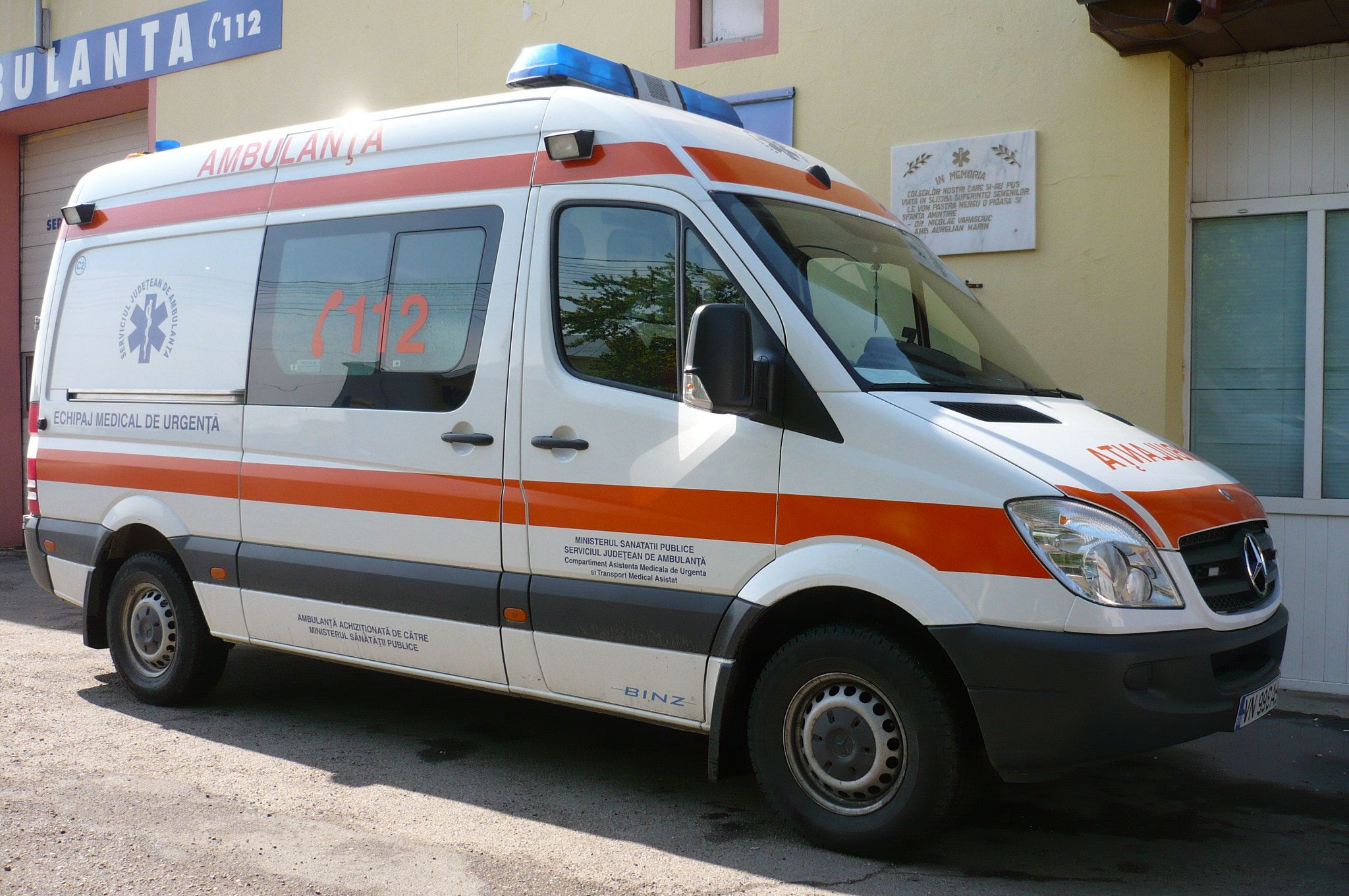 Un barbat s-a injunghiat in inima, chiar de Dragobete