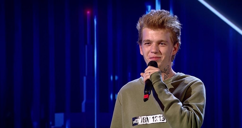 Românii au talent Live Video pe Pro TV – ediția de luni, 22 februarie. Trei minute i-au schimbat viața: „Prima mea amintire, când zbieram după fratele meu”