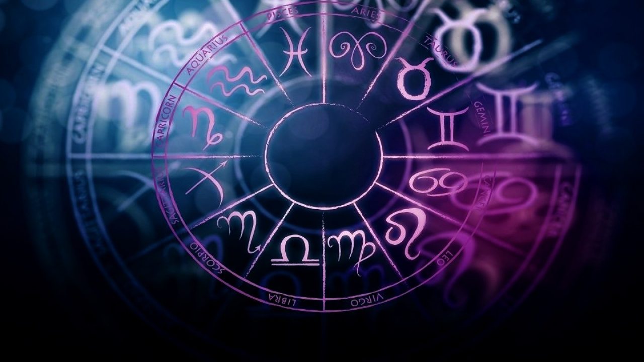 Horoscop vineri, 5 februarie 2021. Zodia care va castiga mai multi bani decat de obicei