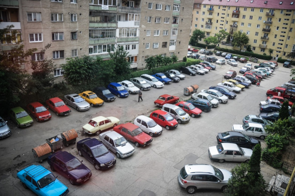 Şoferii pot plăti până la de zece ori mai mult decât până acum. Lovitură grea pentru conducătorii auto din România