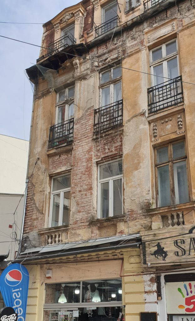 Cladire cu risc seismic clasa I