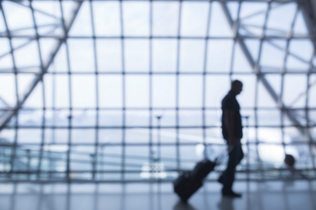 De la 1 februarie se schimbă regulile de călătorie în UE. Ce se întâmplă cu cei care au certificat verde