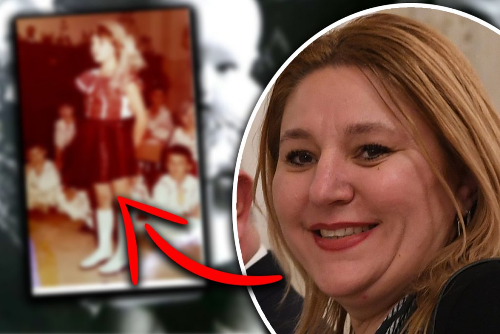 Cum arăta în copilărie Diana Șoșoacă. Imagini în premieră cu ”primadona” politicii românești