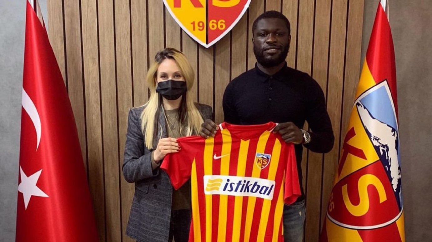 Cum au ajuns sa fie turcii datori la Gheorghe Hagi