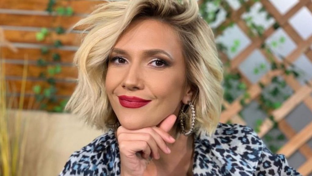 Decizia luată de Adela Popescu în așteptarea celui de-al treilea copil. Ce face împreună cu Radu Vâlcan