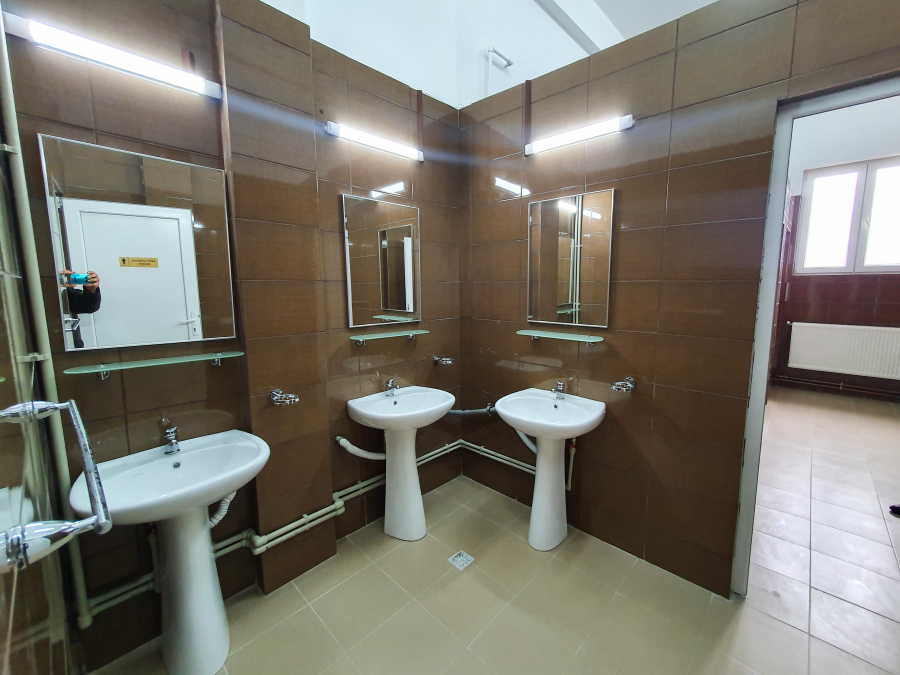 Doi elevi minori au intretinut relatii intime