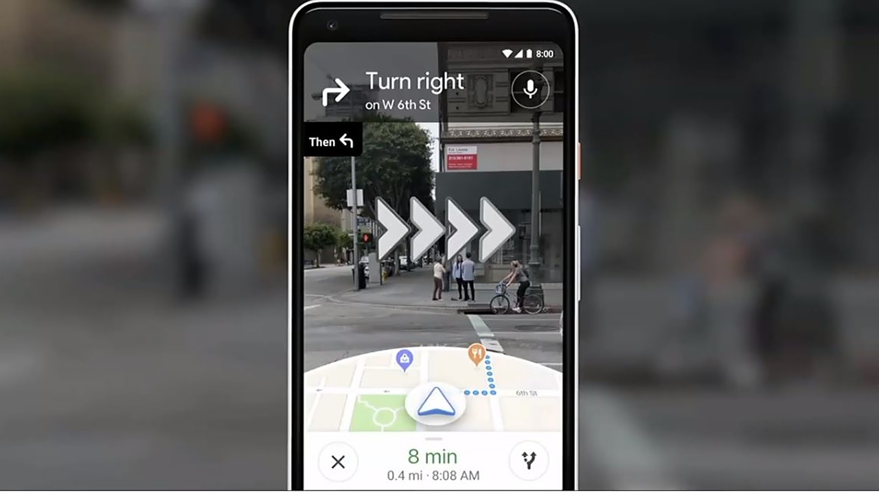 Google Live View folosește realitatea augmentată pentru a acoperi săgețile și alte ghiduri vizuale pe ecranul camerei live