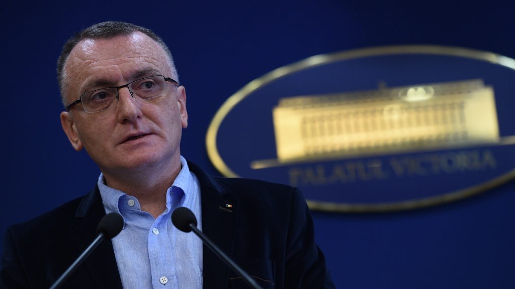 Ministrul Educației, o nouă propunere de modificare a structurii anului școlar. De ce nu este de acord cu închiderea școlilor. ”Nu e corect”
