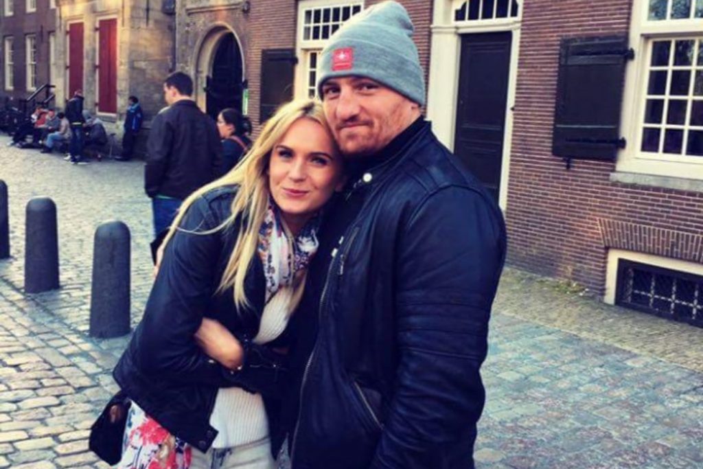 Cum și-a cunoscut soția Cătălin Moroșanu de la Survivor România. ”Puneam bani să ne luăm napolitane”