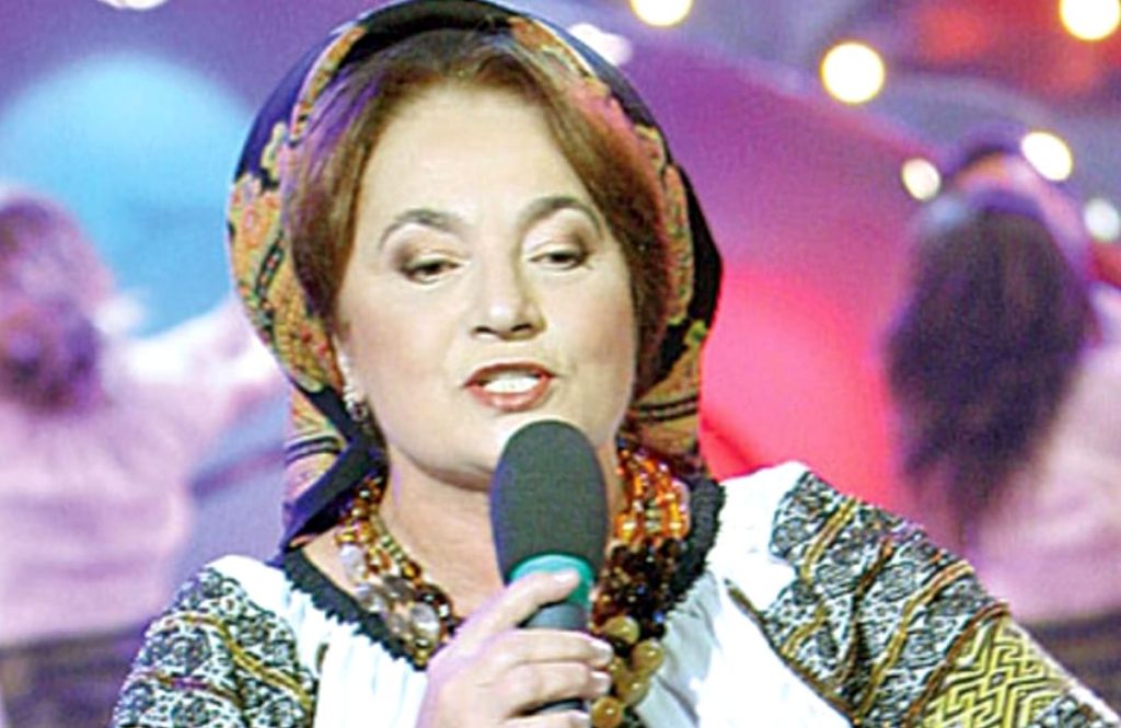 EXCLUSIV. Laura Lavric nu-și iartă sora care a acuzat-o de ”prostituție”, în America: “Pentru mine, ea nu mai există. E o femeie periculoasă!”