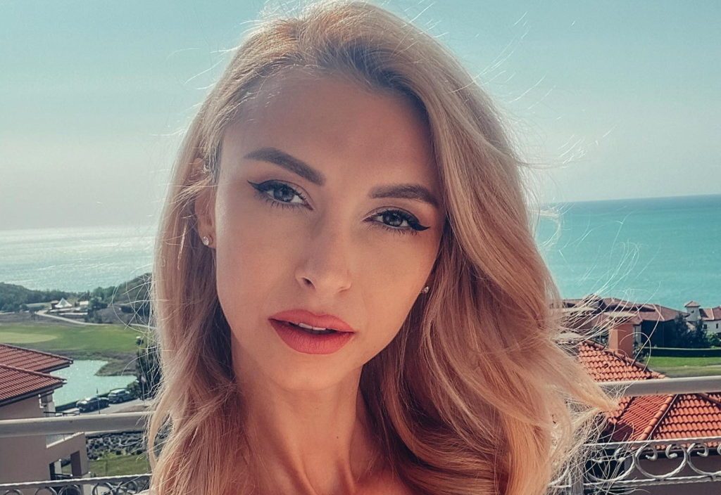 Andreea Bălan, mărturisiri pline de emoții despre copilăria ei: „Pentru mine conta foarte mult confirmarea părinților, și rar se întâmplă să vină”