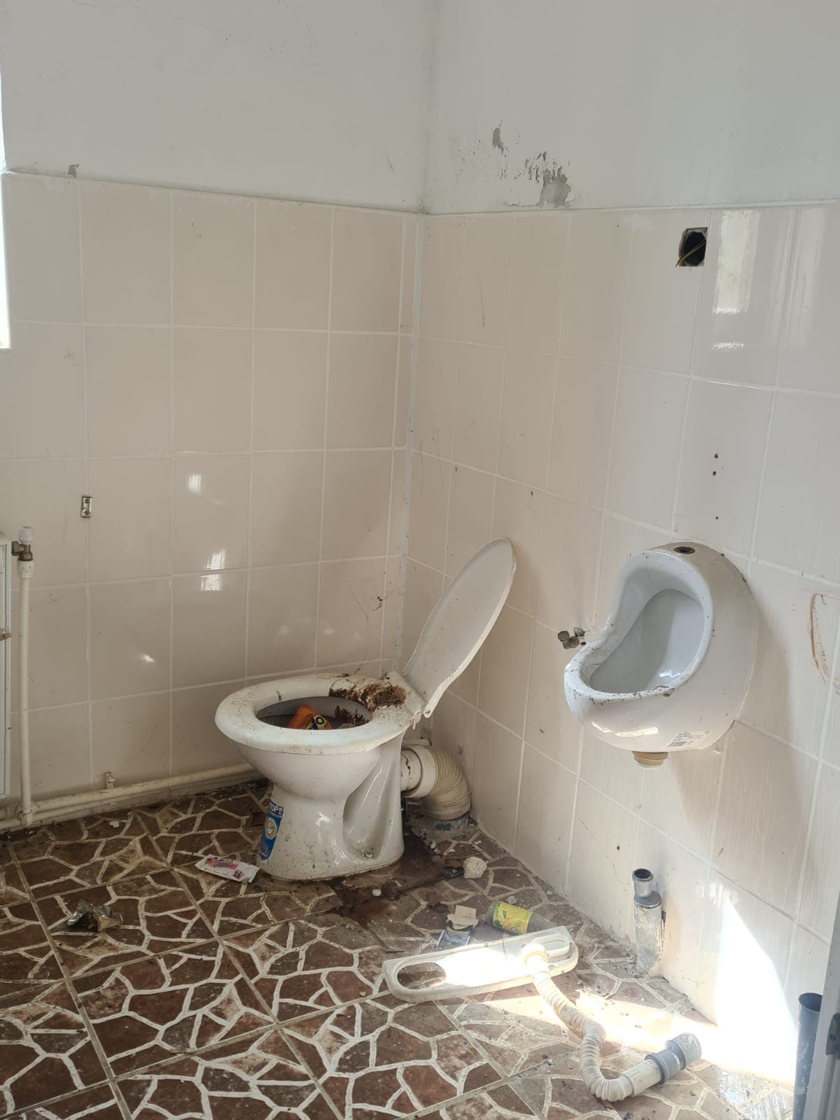 Bazele sportive din mediul rural, un esec total