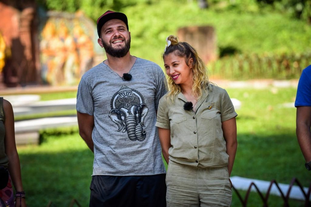 Lora l-a prins pe Ghenu în fapt. Vedeta l-a luat imediat la întrebări pe iubitul ei