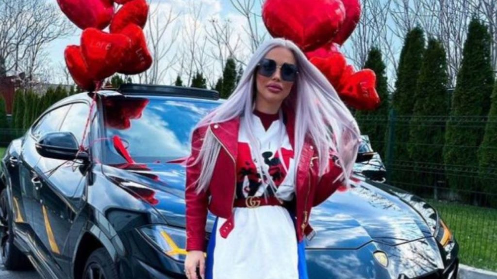 Loredana Chivu a recunoscut. De unde a avut aproape 400.000 de euro pentru bolidul de lux pe care îl conduce