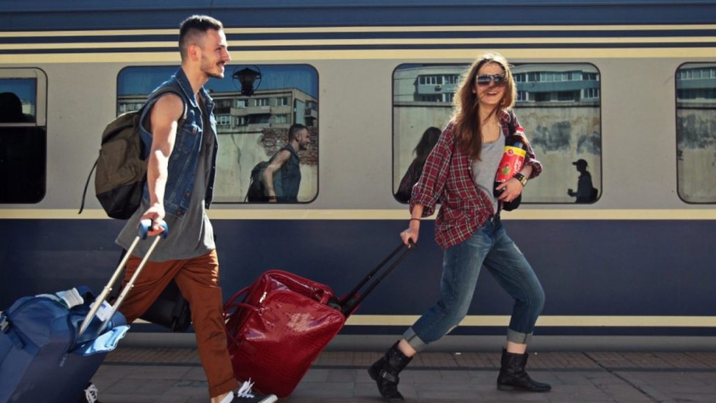 Mersul trenurilor de Paște. Cum vor circula garniturile CFR călători de 1 mai și în zilele de Paște