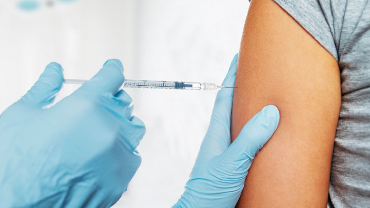 OMS critica ritmul lent al vaccinarilor