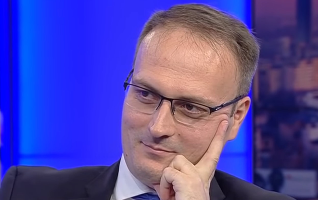 Proiectele ONG-ului condus de Cumpănașu, în colaborare cu Ministerul Educației