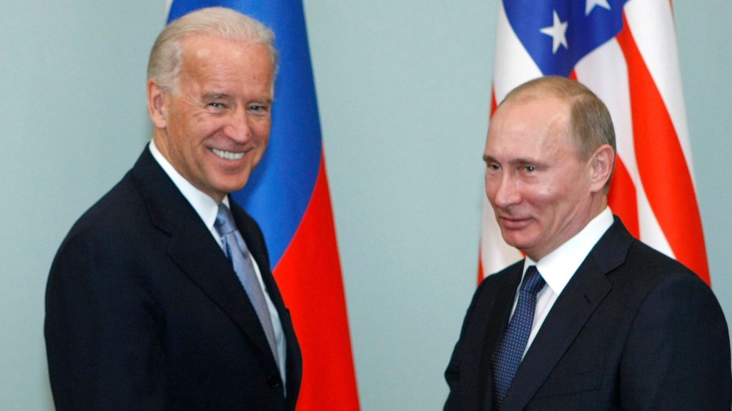 Joe Biden şi Vladimir Putin, faţă în faţă. Când ar putea avea loc întrevederea dintre cei doi lideri