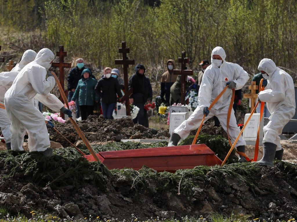 Se modifica procesul de inmormantare al mortilor covid
