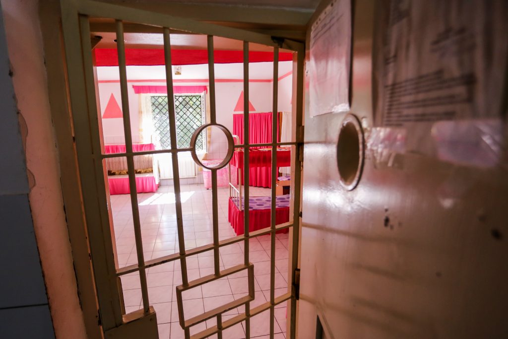 Pedeapsă uriașă pentru ucigașii unui proxenet român. Ce le-a cerut liderul grupării acoliților săi