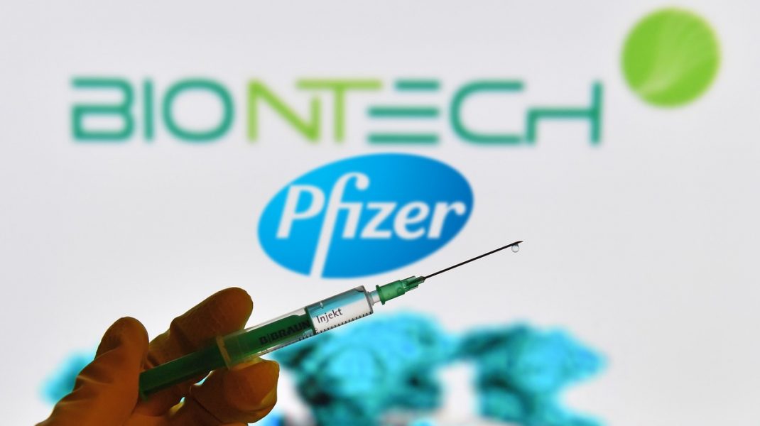 Vaccinul Pfizer a avut o eficienta de 100% in Africa de Sud
