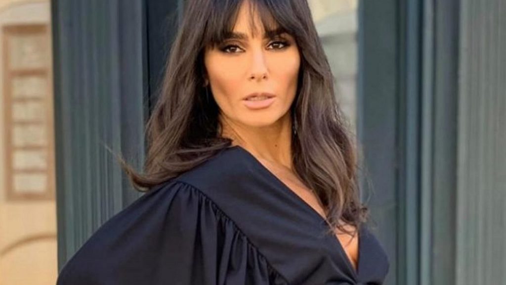 Câți bani a ajuns să facă Dana Budeanu din canalul personal de Youtube. Un singur video îi poate aduce chiar și 500 de dolari