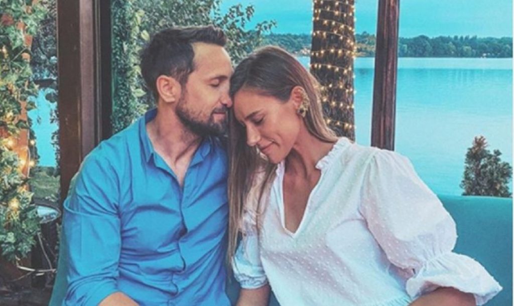 Dani Oțil și Gabriela Prisăcariu s-au căsătorit chiar în prima zi de relaxare. Unde au făcut nunta