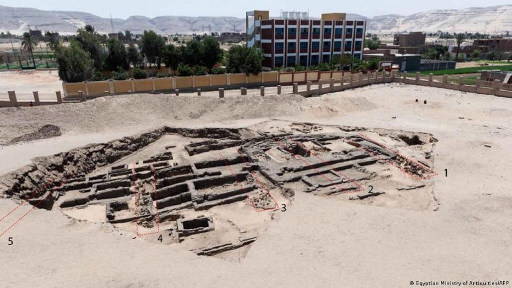 Descoperire extraordinară în Egipt! Ce au găsit arheologii în mormintele vechi. Detalii incredibile