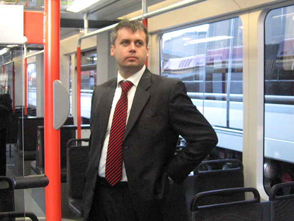 Directorul STB spune ca sistemul de tarifare pentru transportul in comun din Bucuresti s-ar putea schimba