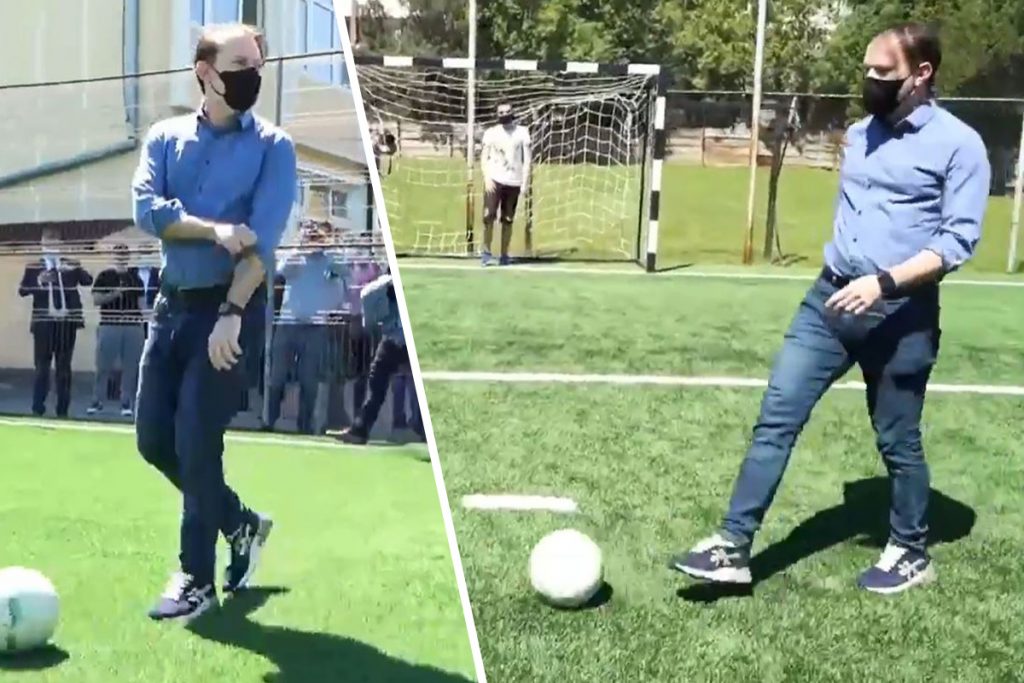 Florin Cîțu, la fotbal cu elevii de liceu la Satu Mare. ”M-au alergat puțin”