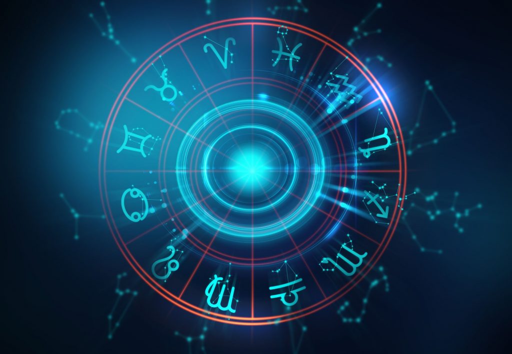 Horoscop sâmbătă, 15 mai. Zi mare pentru zodia Taur, își fac curățenie printre prieteni